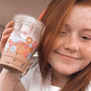 Meet your Posher, Lydia